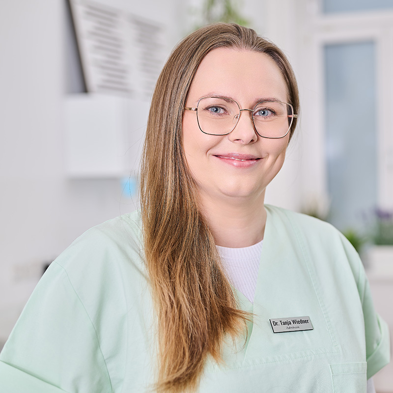 Dr. Tanja Wiedner, Zahnärztin