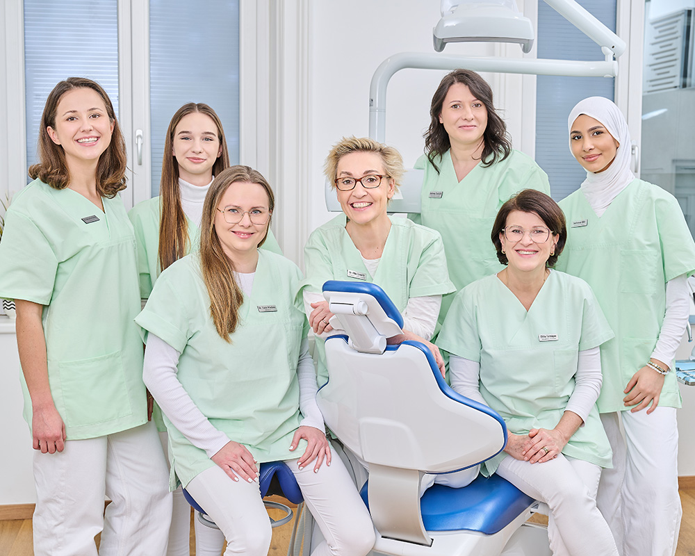 zahnarzt-team-1020-dr-lenotti Zahnärztinnen-1020 Wien